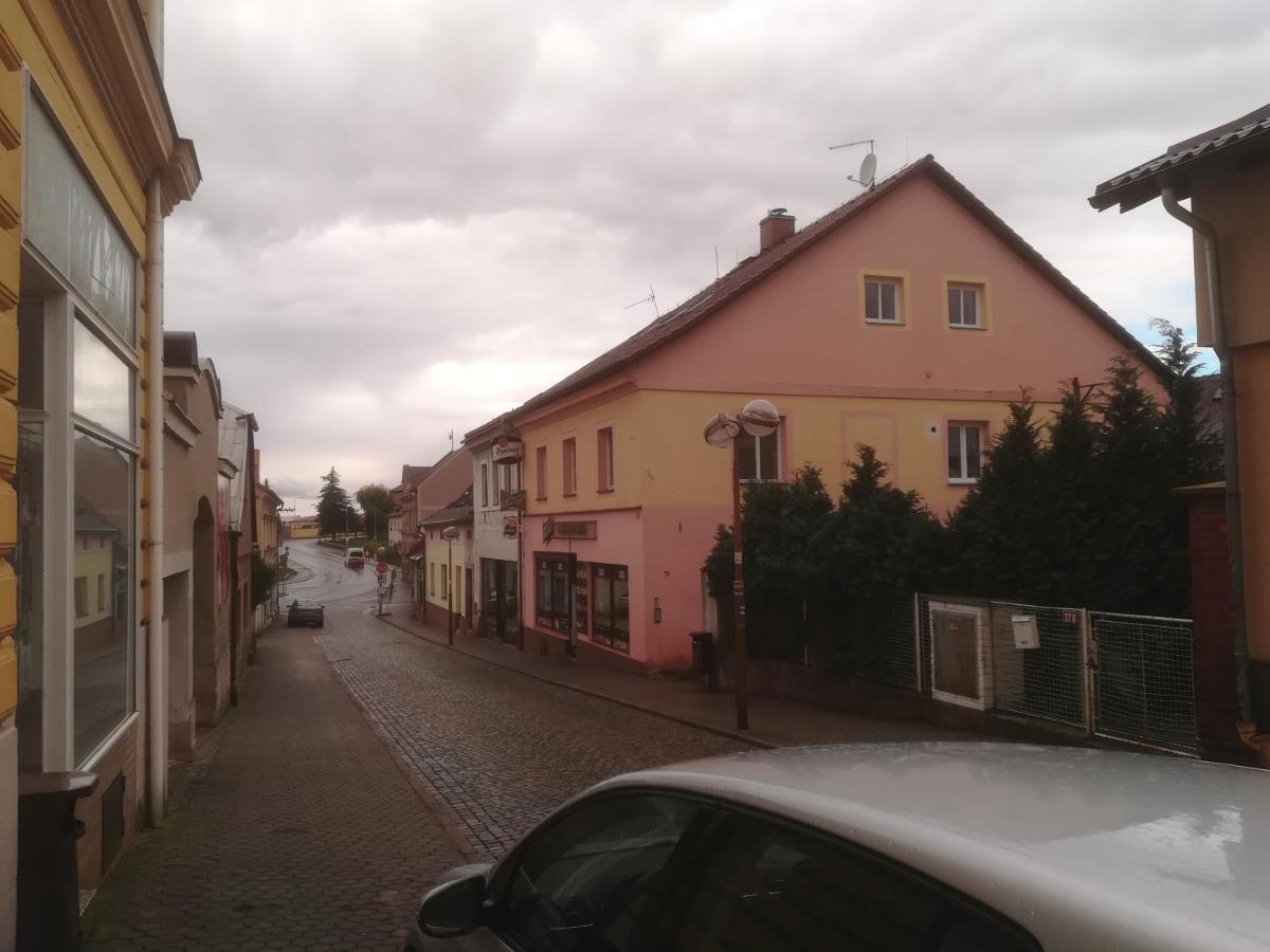 Apartmany Pod Baruncinou Skolou Czeska Skalica Zewnętrze zdjęcie